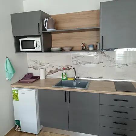 Anibo & Center 3864 テッサロニキ